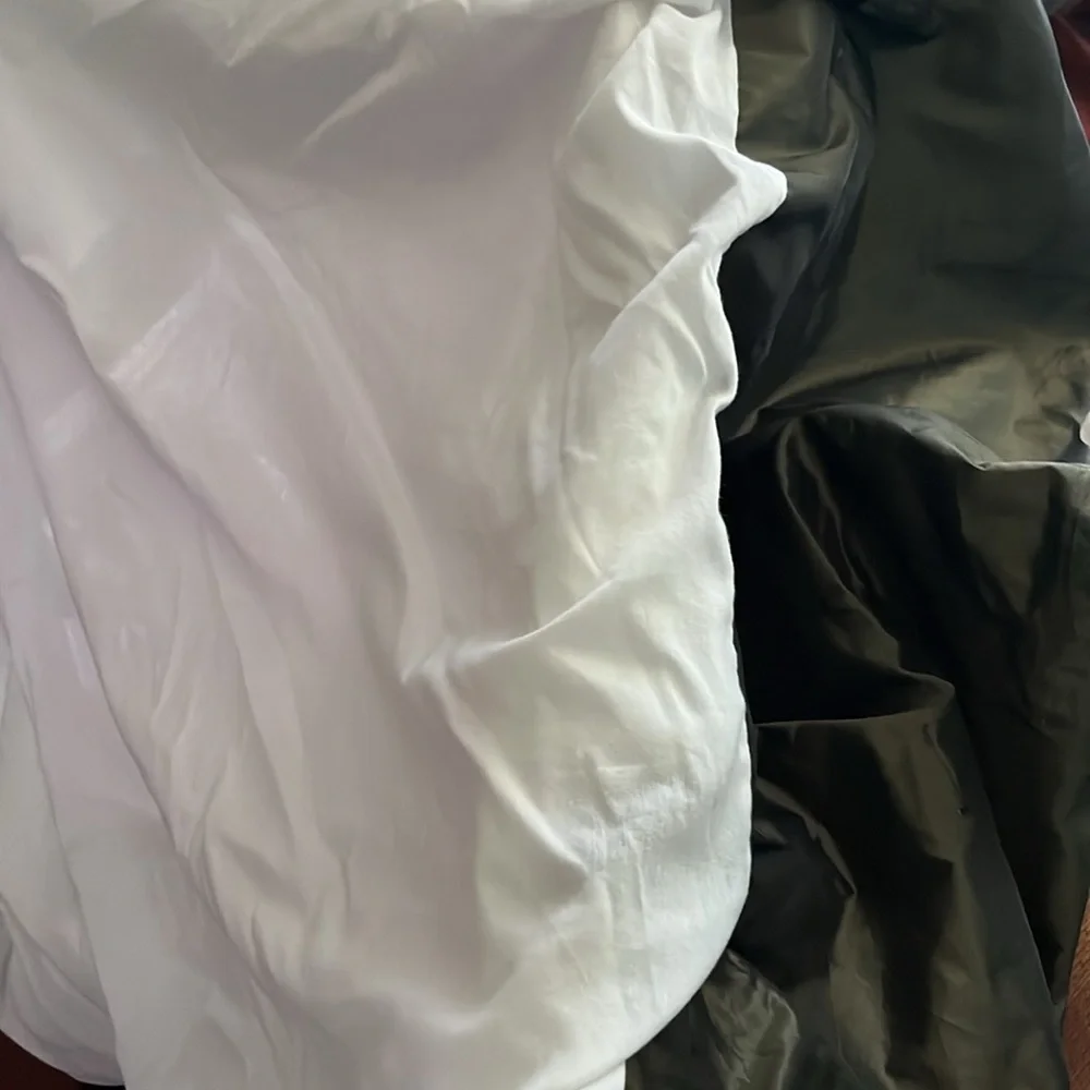 Full size Bed  skirt